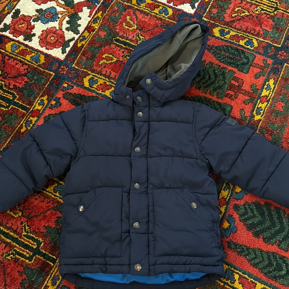GAP kids boys unisex Hooded Navy Blue down alternative winter Puffer Coat sz 5